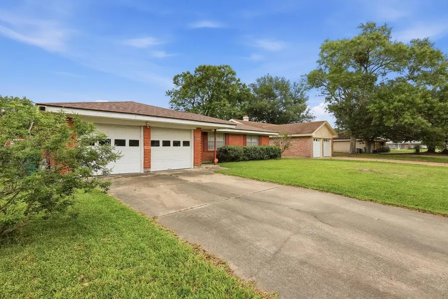 538 Lilac Avenue, Orange, TX 77630 - #3