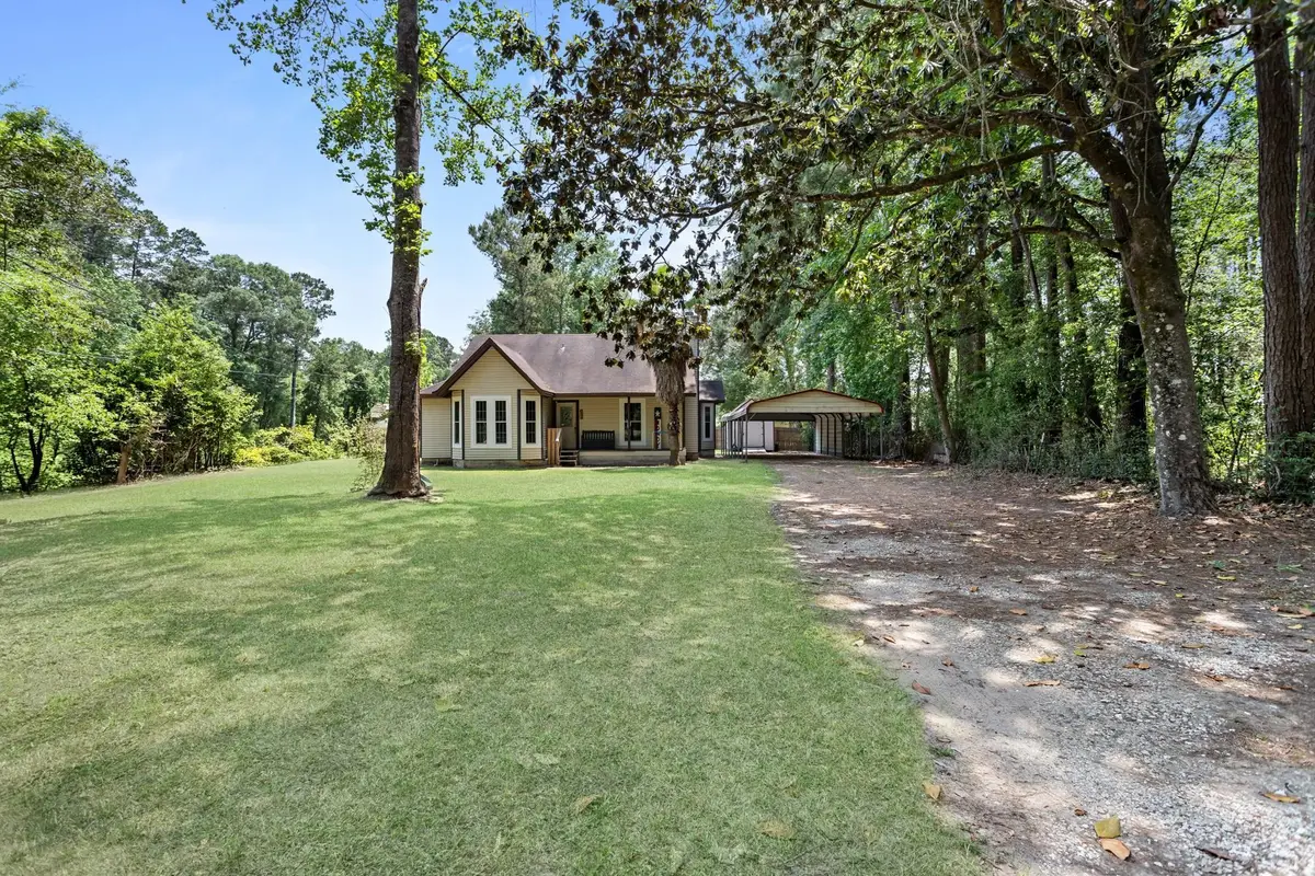9994 Ruby Ln, Silsbee, TX 77656 - #1