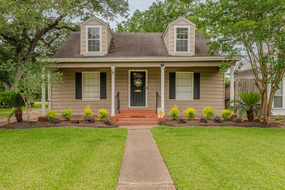 555 21st St, Beaumont, TX 77706 - #1