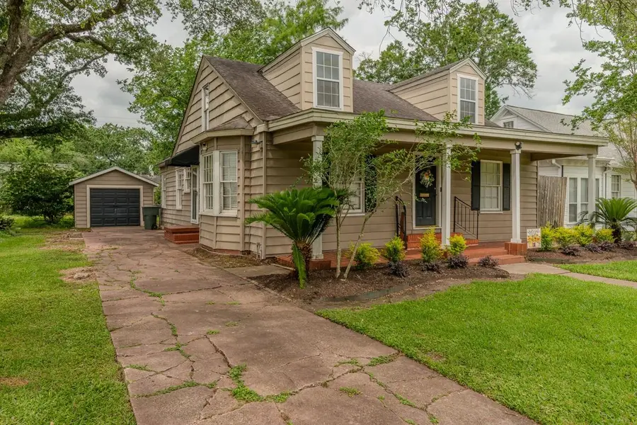 555 21st St, Beaumont, TX 77706 - #3