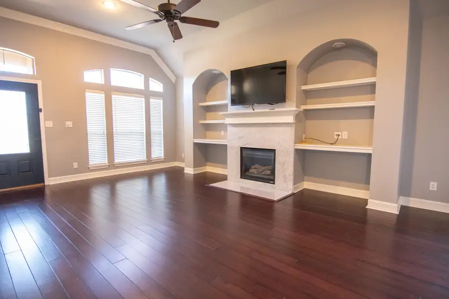 4 Winchester Cove, Beaumont, TX 77706-0000 - #2