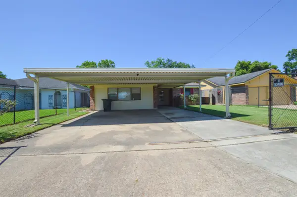 9210 Mapes, Beaumont, TX 77707