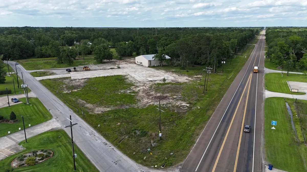 11929 HWY 12, Orange, TX 77632 - #1