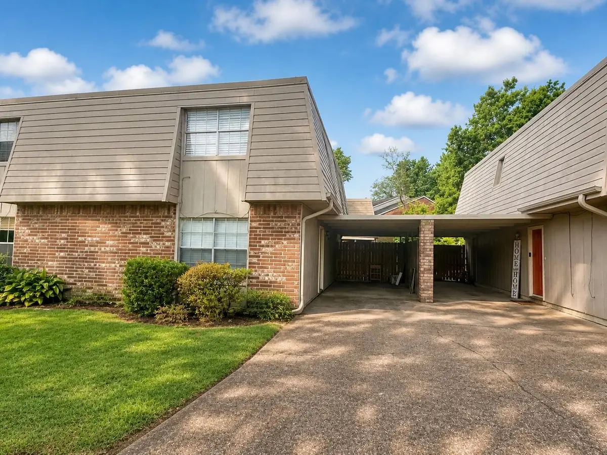 4150 Crow Rd., Beaumont, TX 77706 - #1