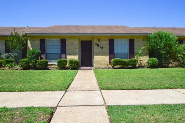 6814 Marshall Place Dr, Beaumont, TX 77706