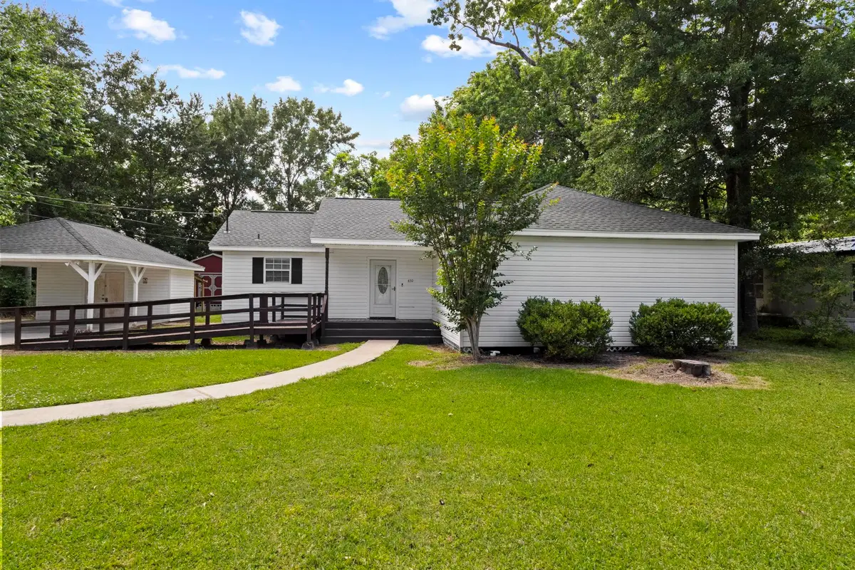 470 Holly St, Bridge City, TX 77611 - #1