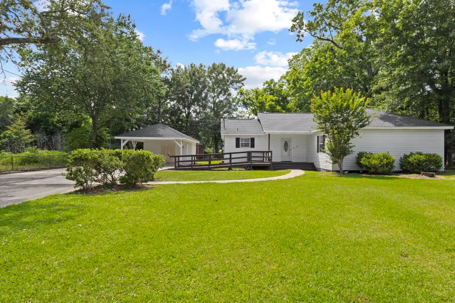 470 Holly St, Bridge City, TX 77611 - #2