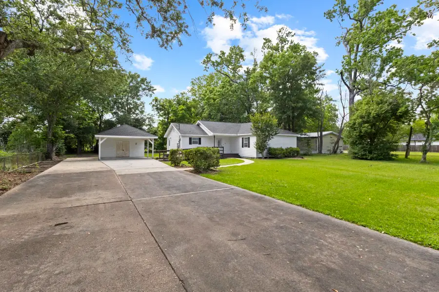 470 Holly St, Bridge City, TX 77611 - #3