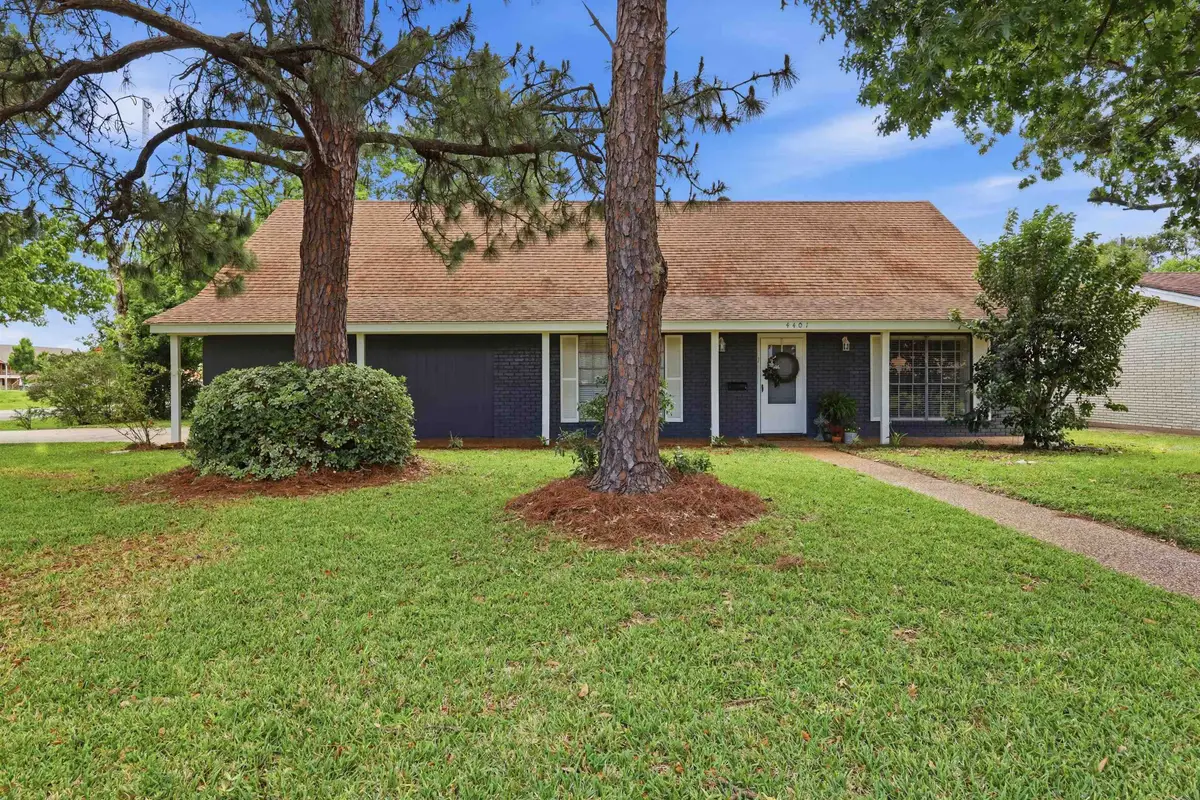 4401 GRAVES AVE, Groves, TX 77619 - #1