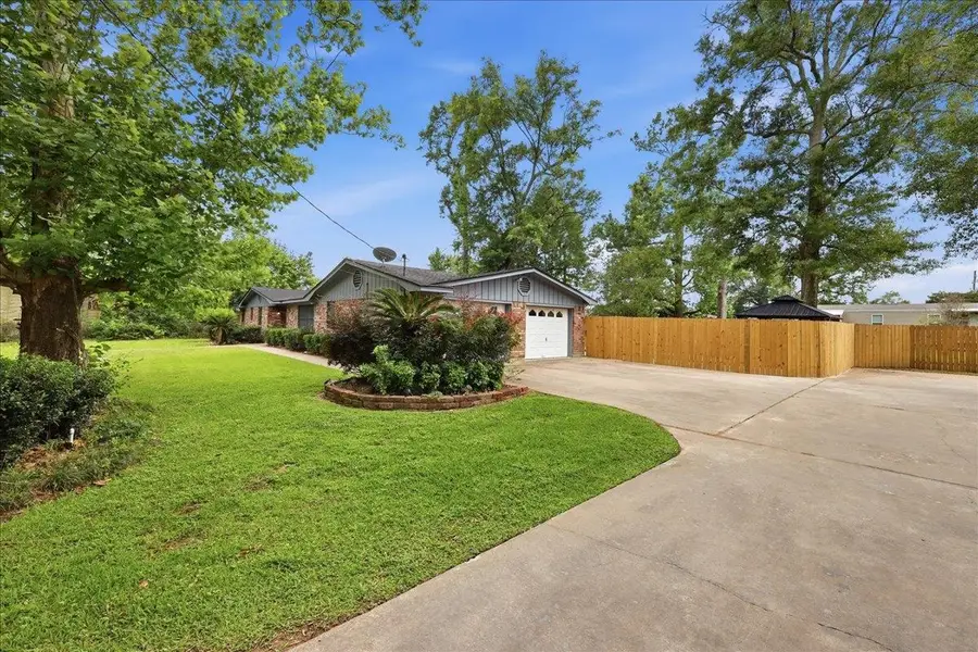 275 Chance, Vidor, TX 77662 - #2