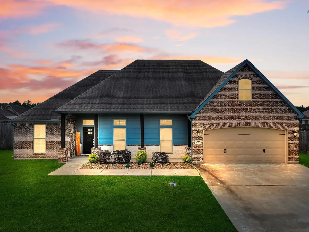 6535 Columbus Cirle, Lumberton, TX 77657 - #1