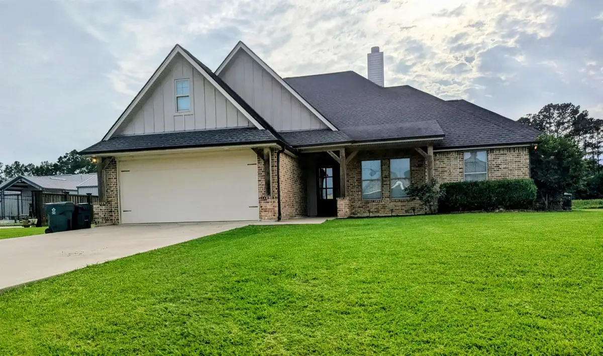320 Lauren Dr, Orange, TX 77630 - #1
