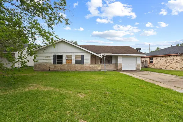 5145 Raleigh  Dr, Beaumont, TX 77706