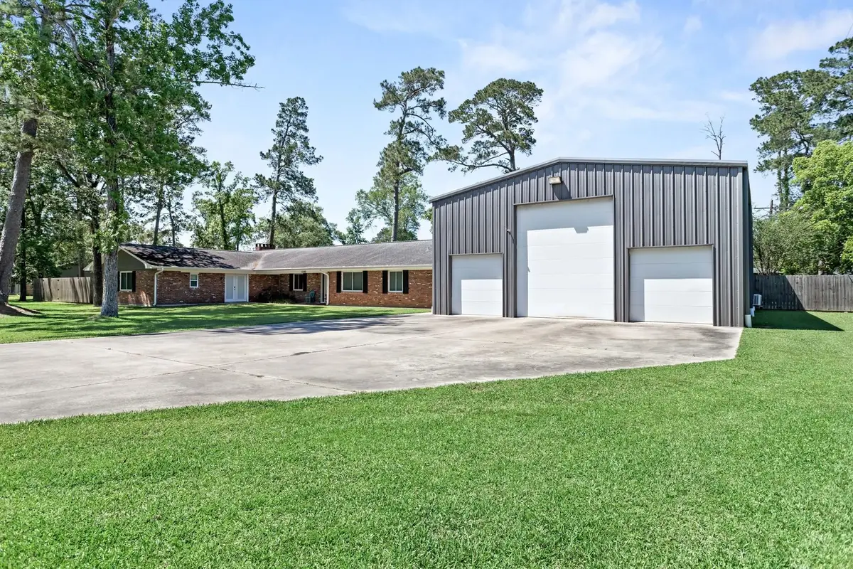 13380 Wayside Dr, Beaumont, TX 77713 - #1