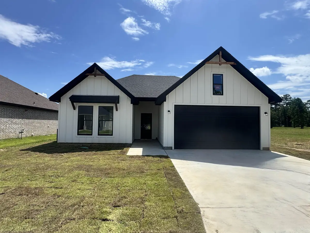 1270 SS Brewer, Vidor, TX 77662 - #1