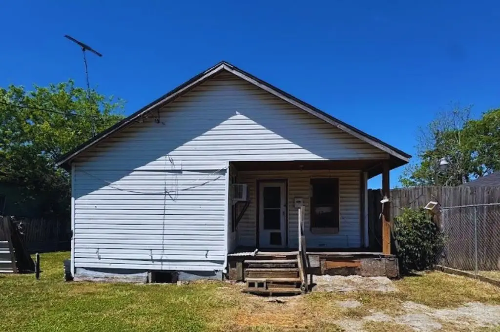 1462 Wall St, Beaumont, TX 77701 - #1