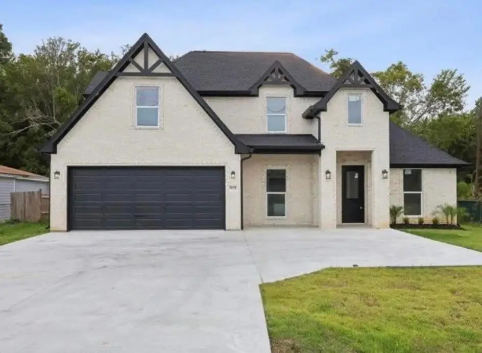 135 MOORE, Beaumont, TX 77713 - #1