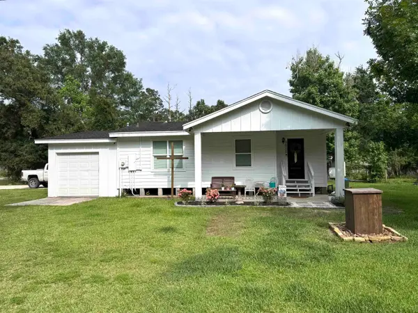 4066 Little Cypress Drive, Orange, TX 77632