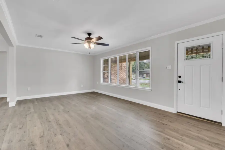 6220 East Drive, Groves, TX 77619 - #2