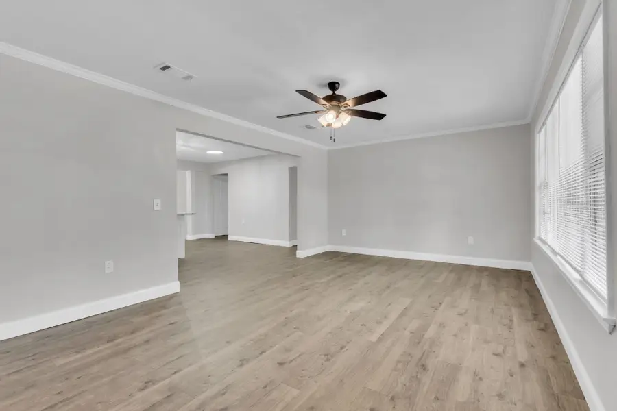 6220 East Drive, Groves, TX 77619 - #3
