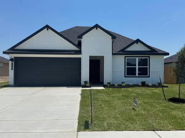 5680 Canvasback, Orange, TX 77632