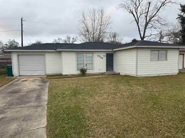 3726 Bowling, Orange, TX 77630