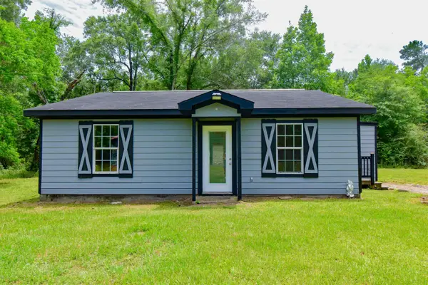 11176 Old Highway 62, Orange, TX 77632