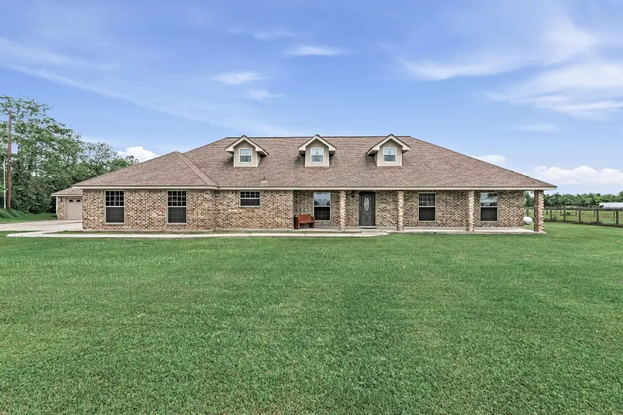 8295 Winzer Rd, Beaumont, TX 77705 - #2