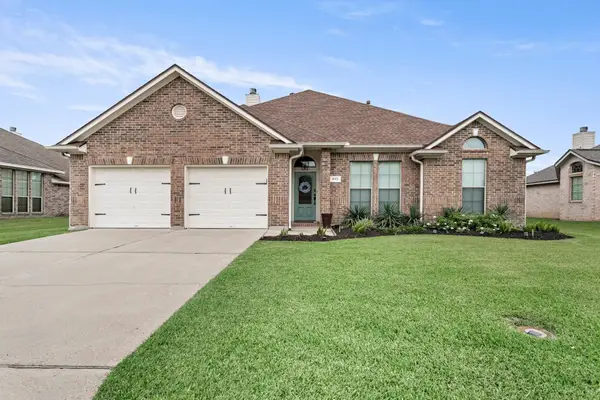 445 S OAKS DR, Beaumont, TX 77706