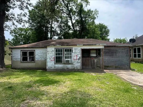 3435 Cherry Dr., Beaumont, TX 77703-0000
