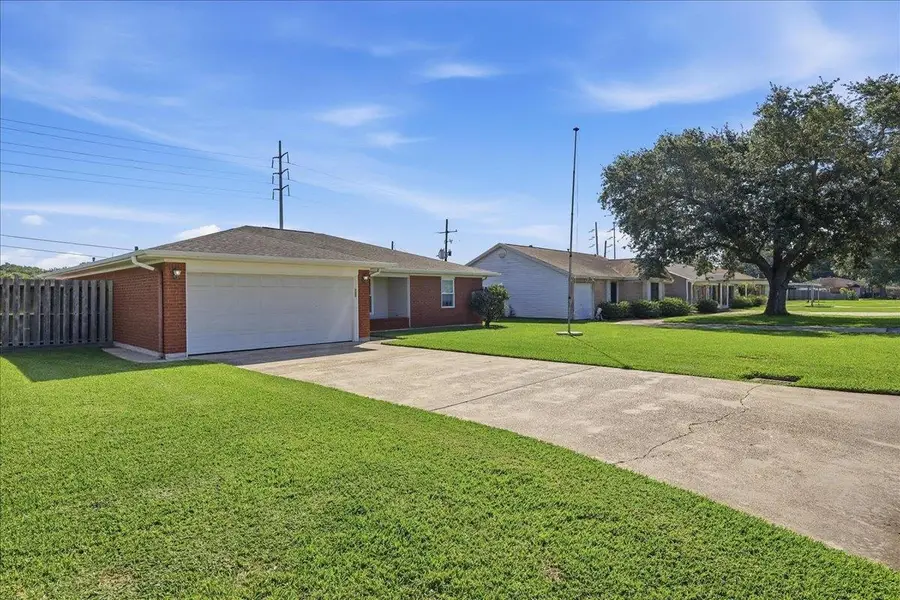 1508 N 12th, Nederland, TX 77627 - #2