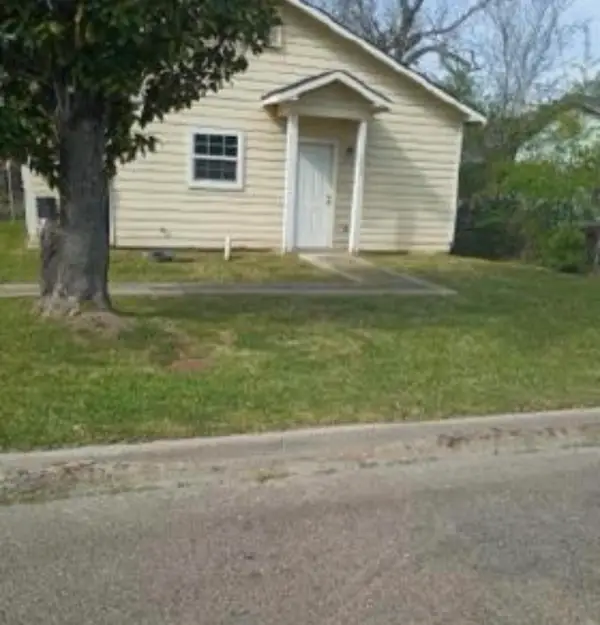 1612 Barkins, Orange, TX 77630