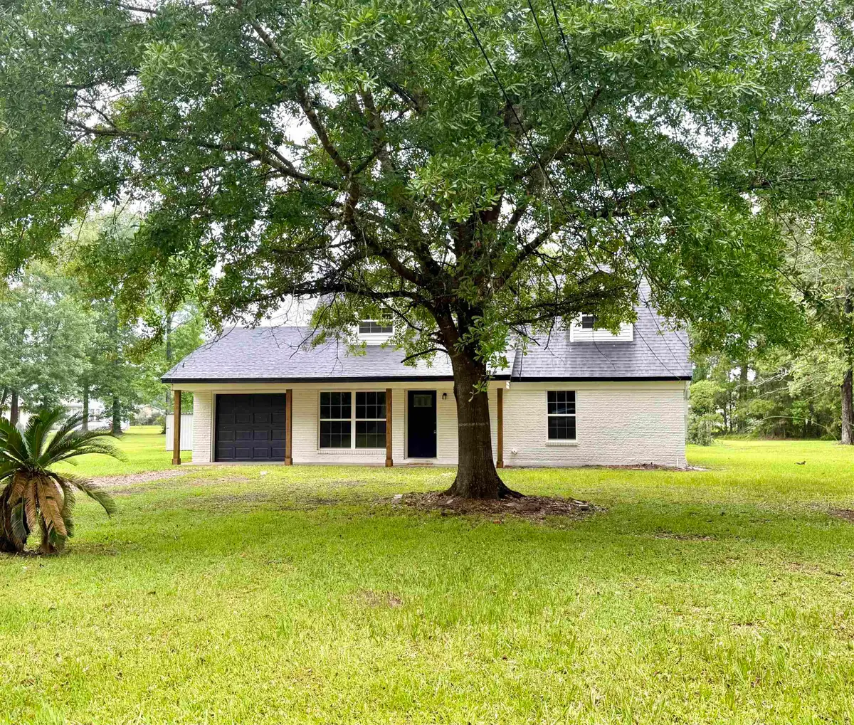 195 Real Rd, Vidor, TX 77662 - #1
