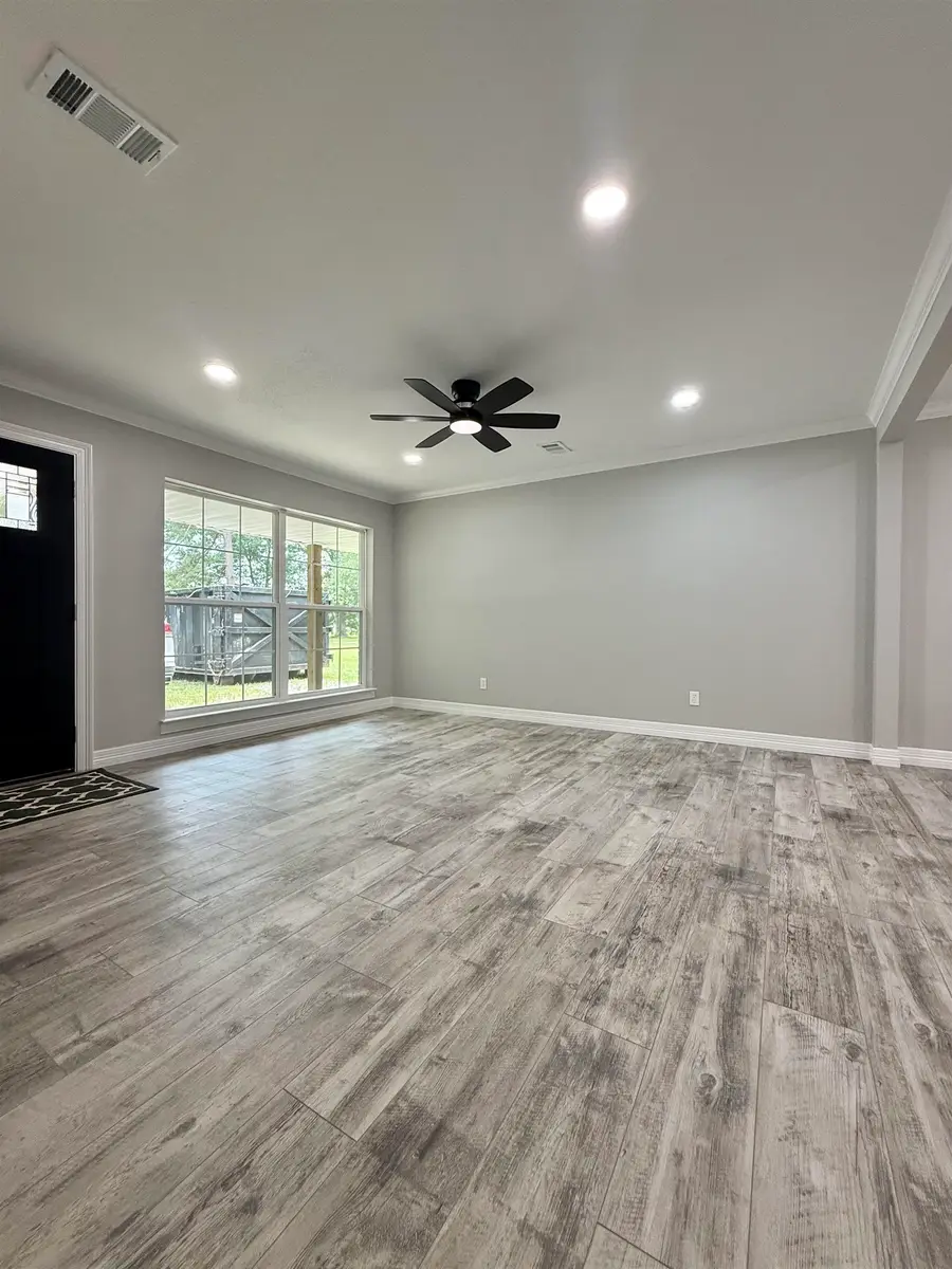 195 Real Rd, Vidor, TX 77662 - #3