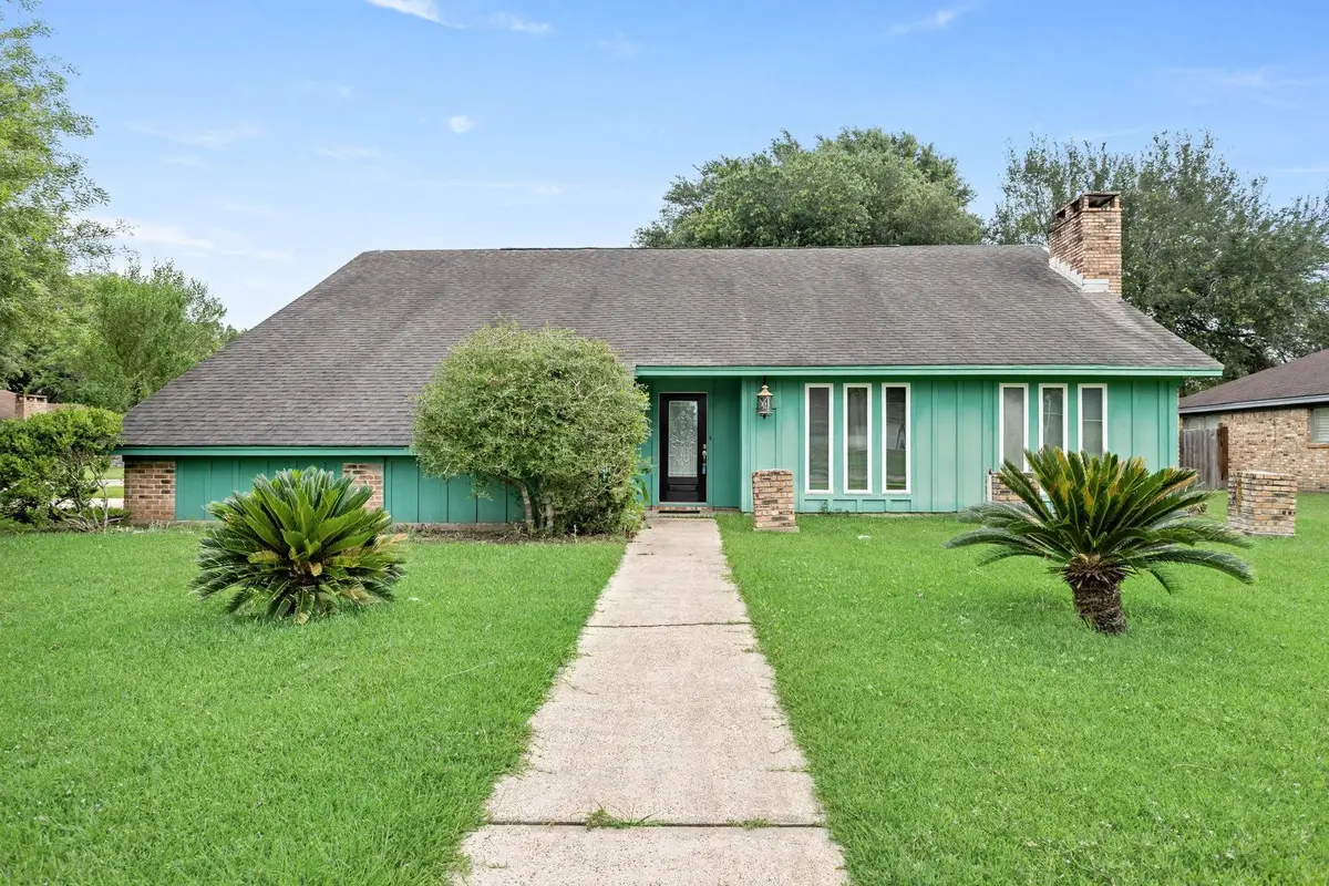 6250 Chisholm Trail, Beaumont, TX 77708 - #1