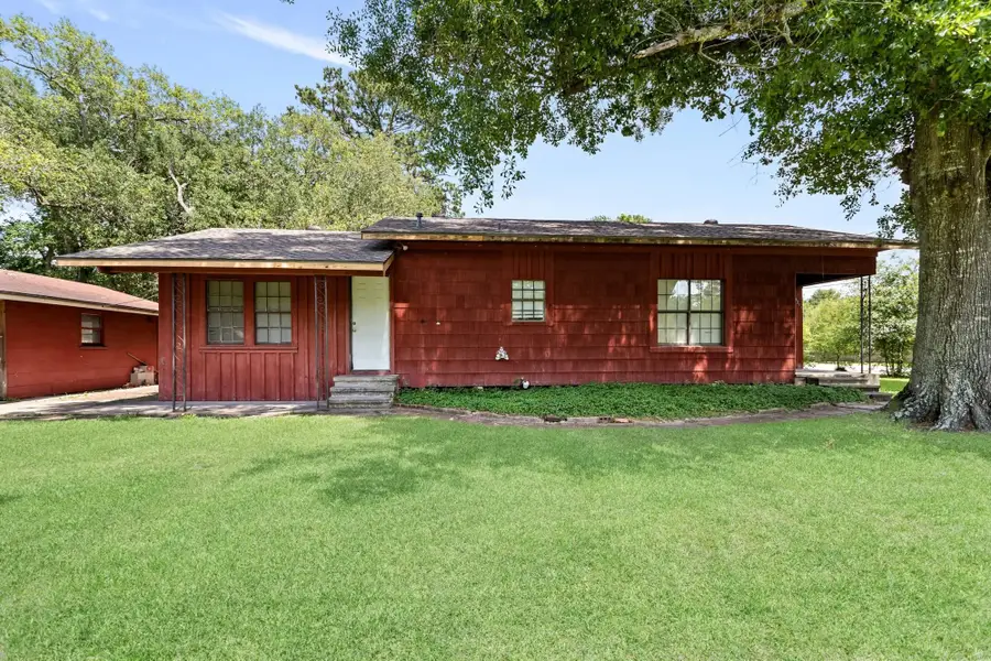 3218 Ann Drive, Orange, TX 77632 - #3