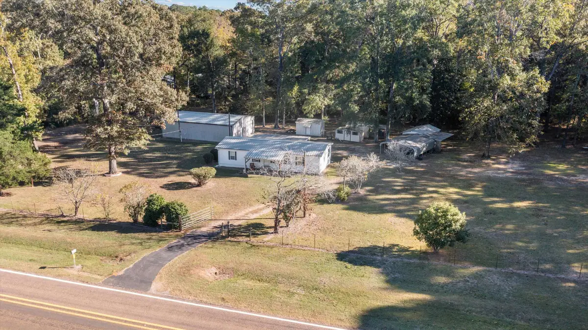2330 Sabinetown Road, Hemphill, TX 75948 - #1