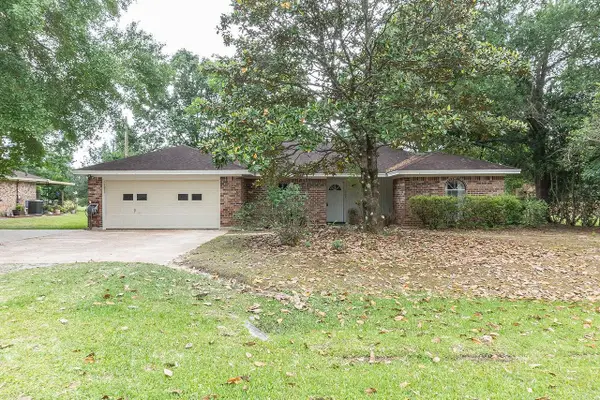 203 Sassafrass, Village Mills, TX 77663