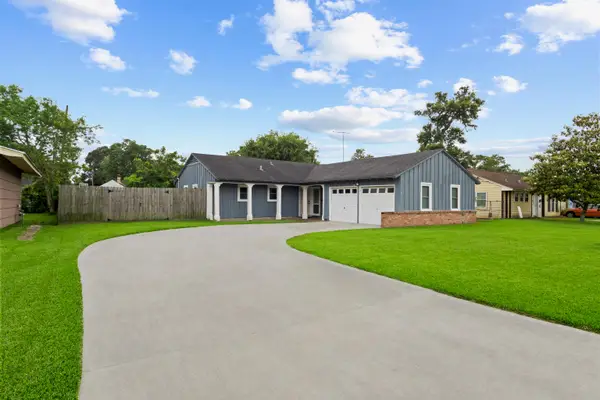 3835 Bayou Rd., Beaumont, TX 77707