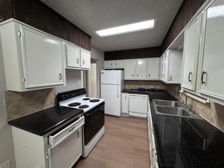 8458 Wingfield Dr, Lumberton, TX 77657 - #3