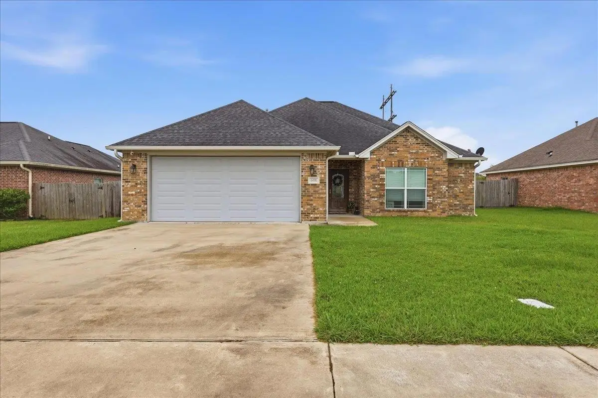 608 Cypresswood, Orange, TX 77630 - #1