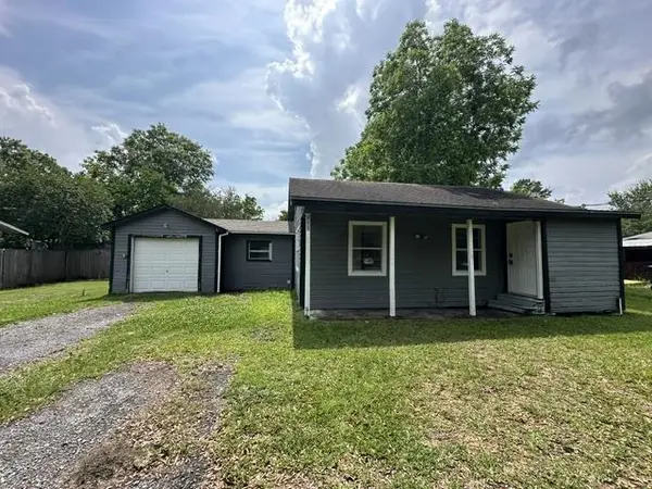 415 S Tannahill St, Vidor, TX 77662