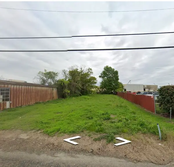 515 Border St., West Orange, TX 77630