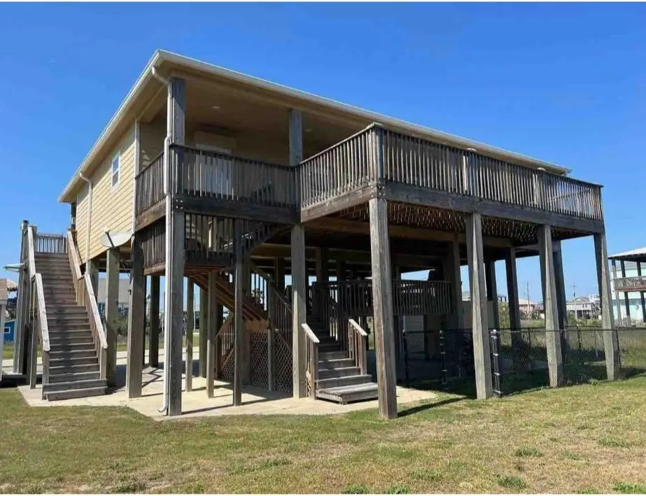 702 Salt Cedar Ln, Port Bolivar, TX 77650 - #1