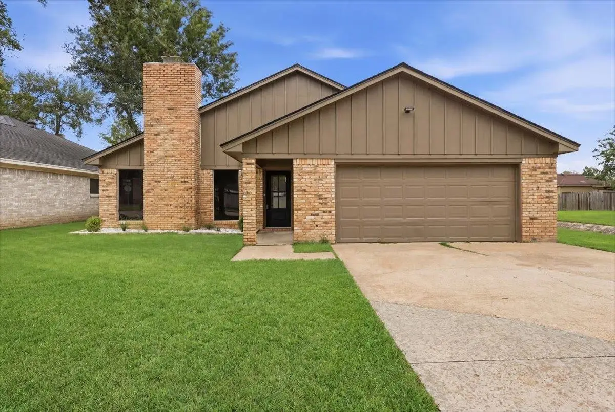 6702 Gladys Ave, Beaumont, TX 77706 - #1