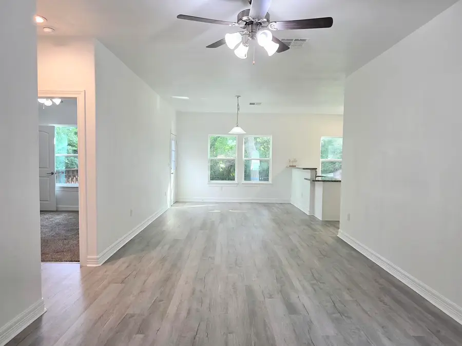 3327 Bryan Ave, Groves, TX 77619 - #2