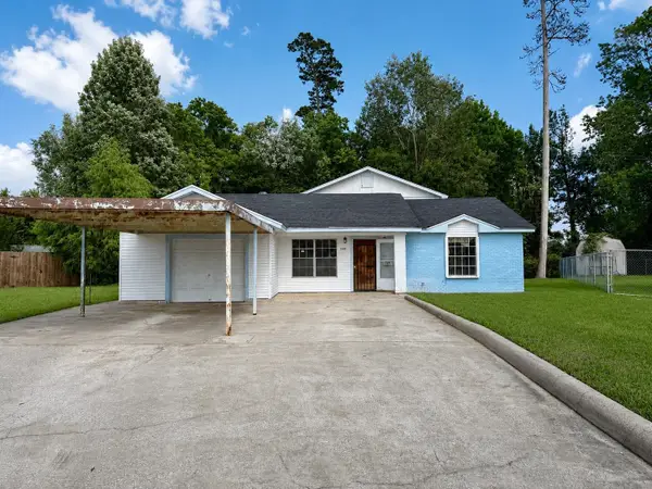 3320 Roslyb Ct, Beaumont, TX 77708