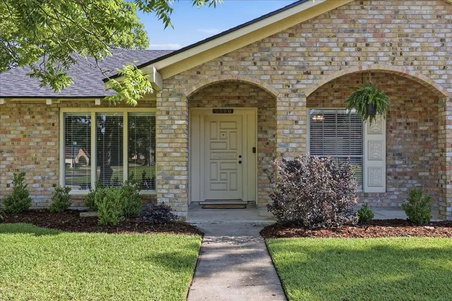 6590 Westgate Drive, Beaumont, TX 77706 - #2