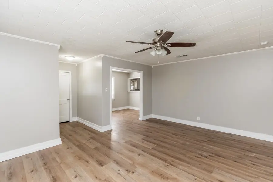 6 Childers Dr, Orange, TX 77630 - #3