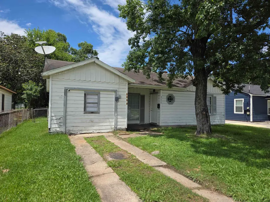 2058 Earl, Beaumont, TX 77703 - #2